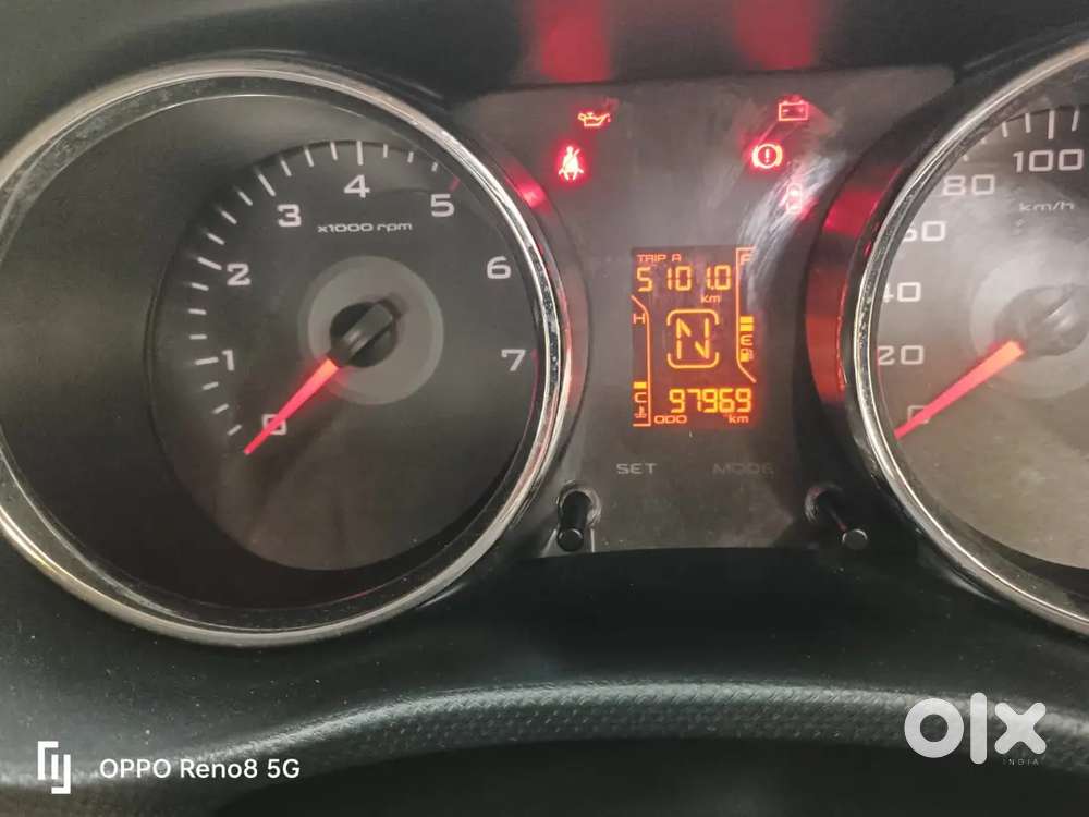 Mahindra Tuv300 T8 Autoshift Diesel 2015 | 7 Seater