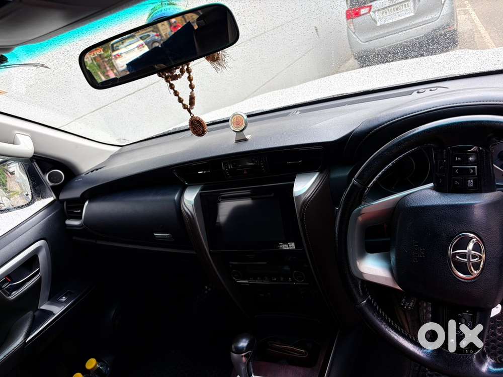 Toyota Fortuner Diesel 2017 4x4 Top Model
