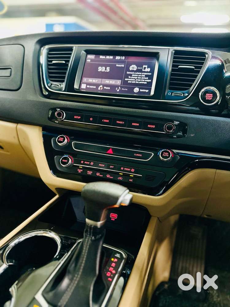 Kia Carnival Prestige, 2021, Diesel