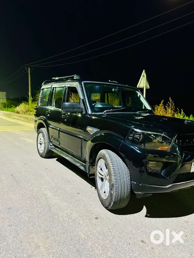 Mahindra Scorpio Classic 2016 Diesel 91000 Km Driven