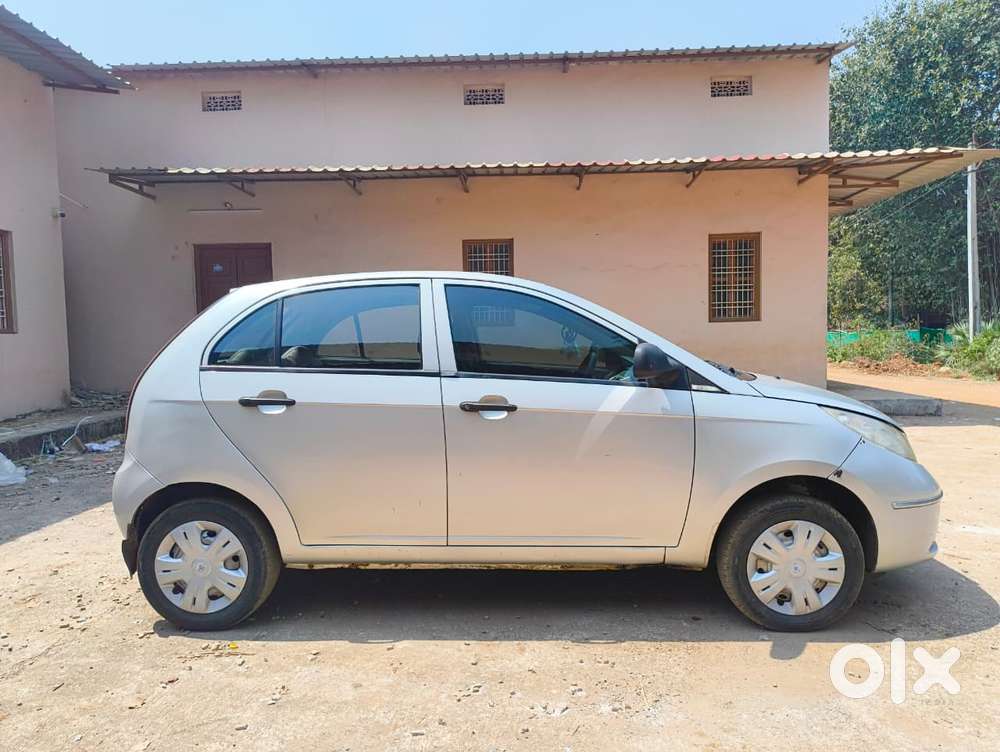 Tata Indica Vista 2008-2013 Aura Plus 1.3 Quadrajet, 2012, Diesel