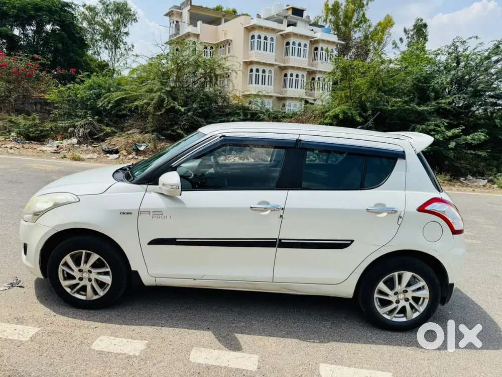 Maruti Suzuki Swift Ddis Zdi 2012