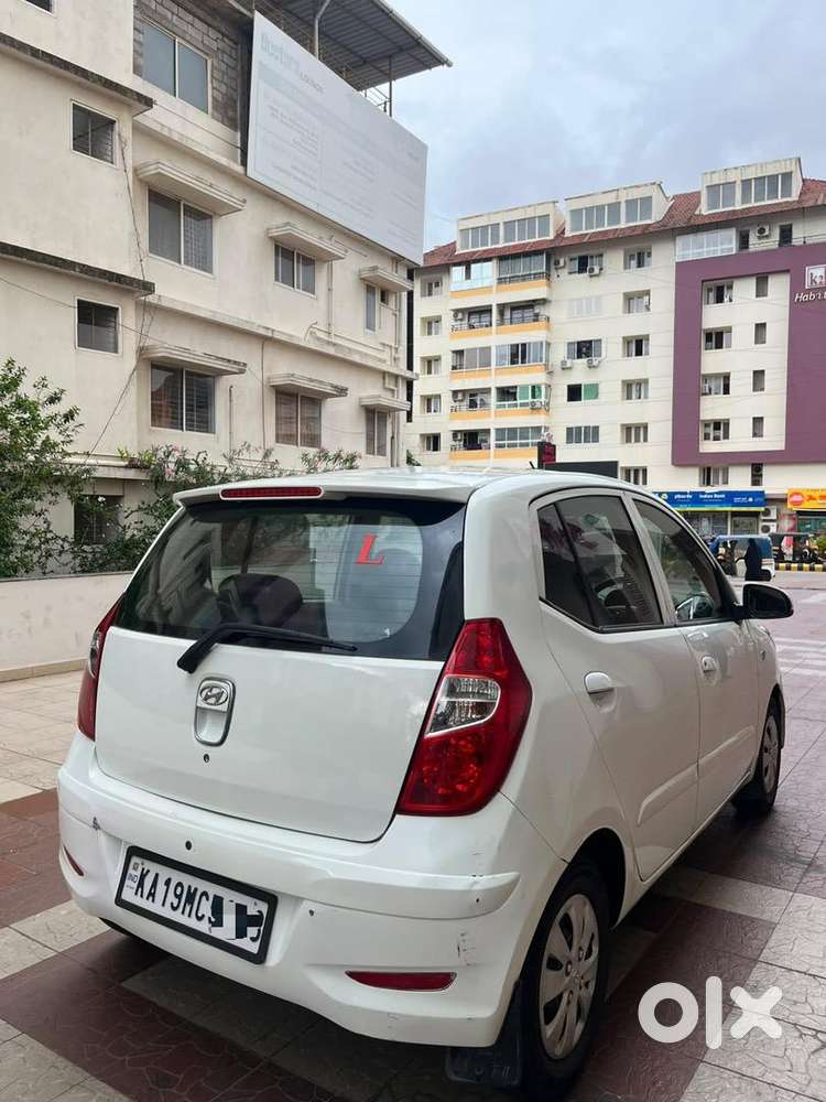 Hyundai I10 Sportz 2012
