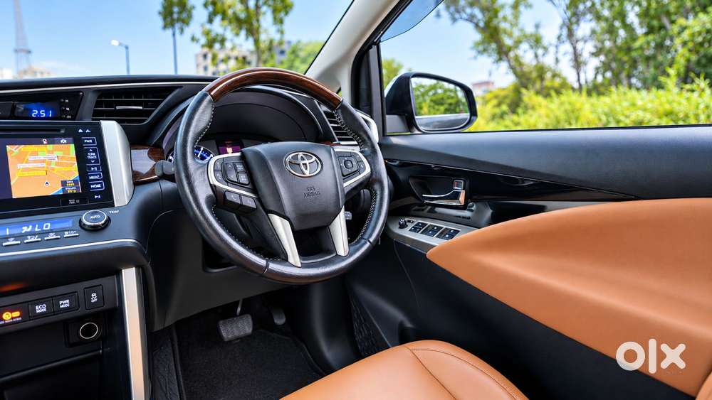 Toyota Innova Crysta 2.7 Zx At, 2016, Petrol