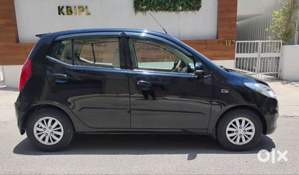 Hyundai I10 Sportz, 2013, Petrol