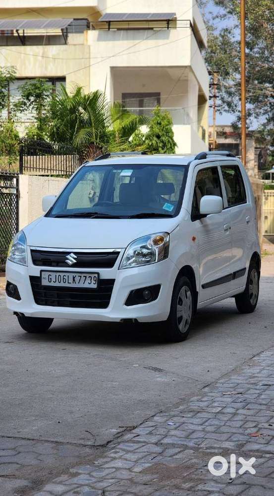 Maruti Suzuki Wagon R 1.0 Vxi (o) Amt, 2018, Petrol