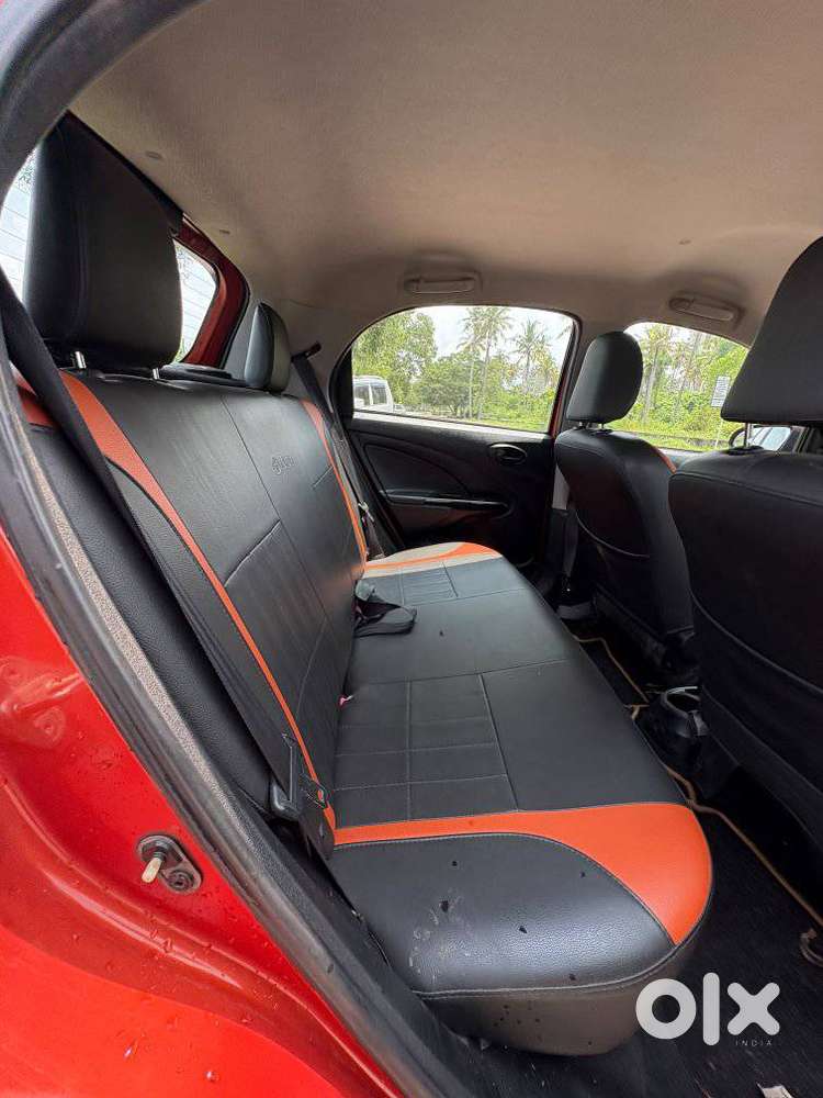 Toyota Etios Cross 1.2l G, 2016, Petrol