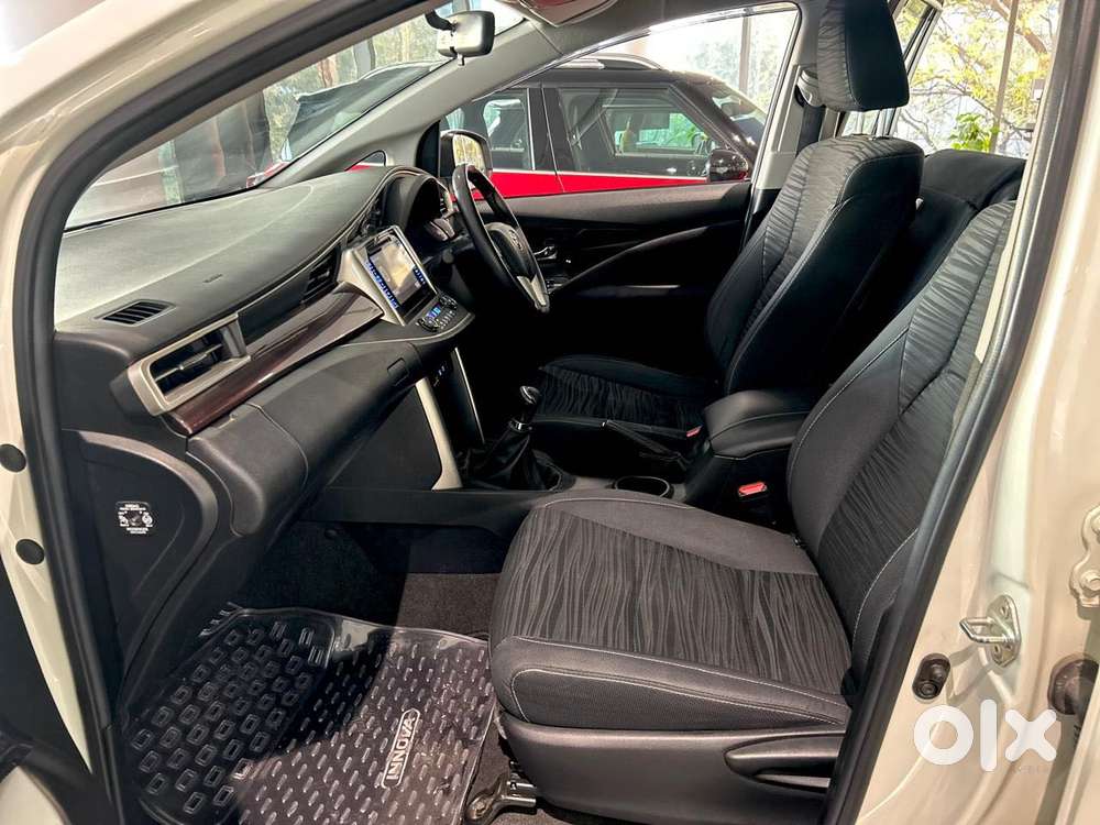 Toyota Innova Crysta 2.7 Vx Mt, 2017, Petrol