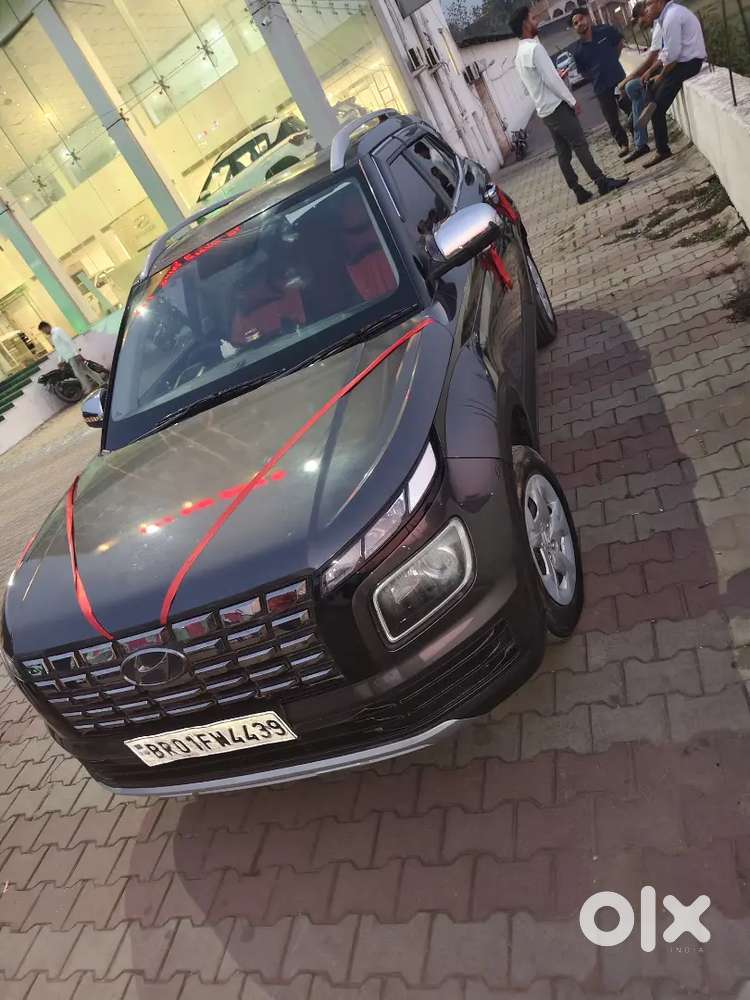 54000 Km Running . Sunroof Bhi Hai