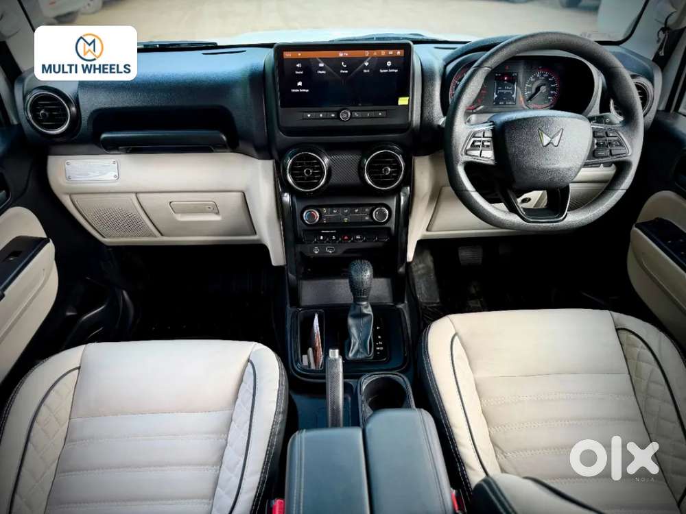 Mahindra Thar Roxx, 2025, Petrol