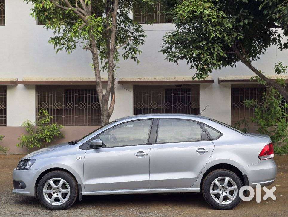 Volkswagen Vento Magnific 1.6 Highline, 2014, Diesel