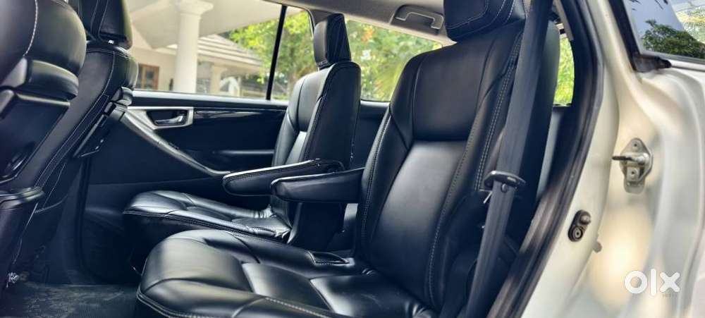 Toyota Innova Crysta 2.4 V, 2017, Diesel