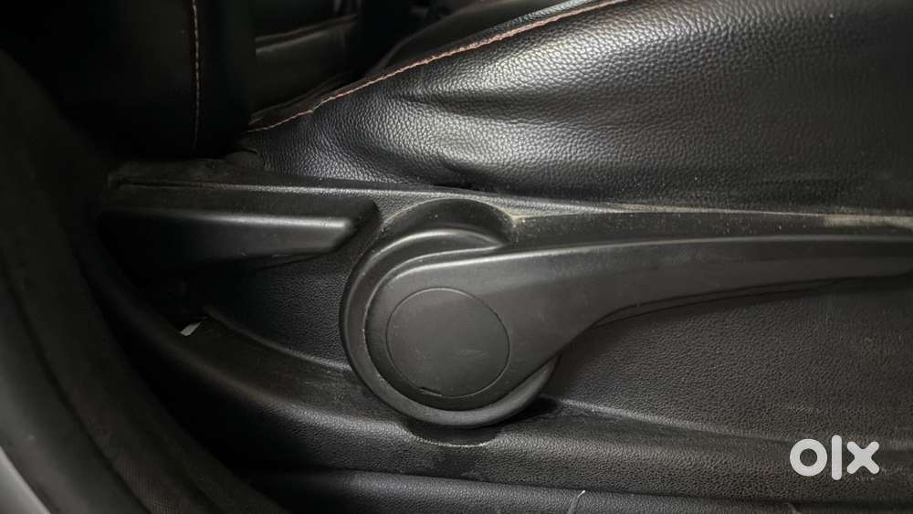 Tata Tigor Xza, 2018, Petrol