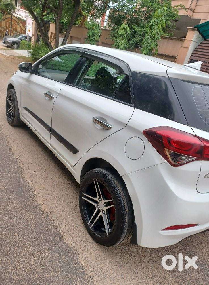 Hyundai Elite I20 Sportz (o) 1.4, 2017, Diesel