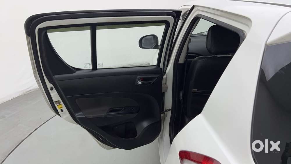 Maruti Suzuki Swift Vvt Vxi, 2016, Petrol