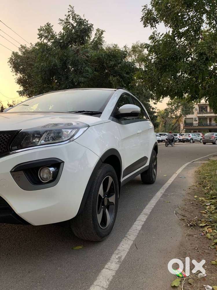 Tata Nexon 1.2 Revotron Xz Plus, 2019, Petrol