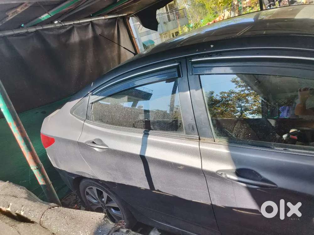 Hyundai Verna 2013 Diesel 105000 Km Driven