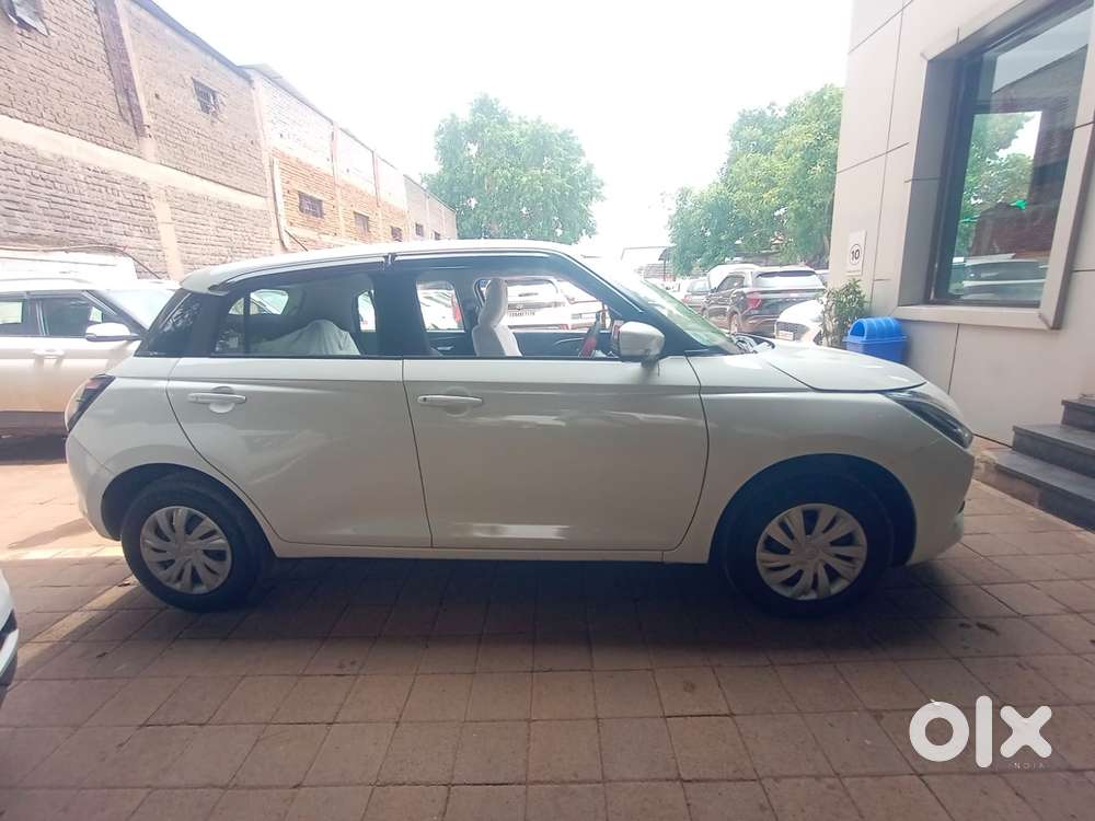 Maruti Suzuki Swift 1.2 Vxi (o), 2025, Petrol