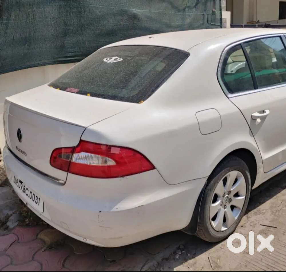 Skoda Superb 1.8 2012 Mt