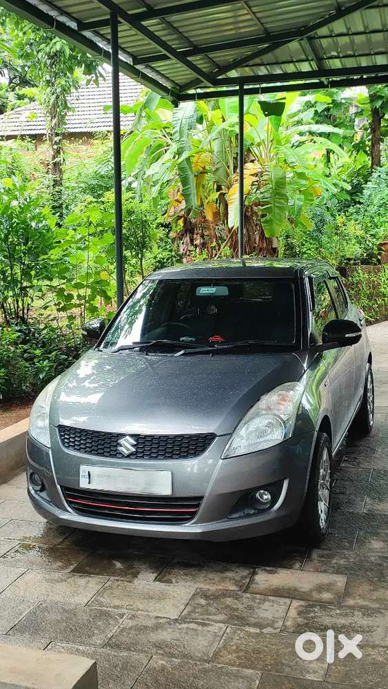 Maruti Suzuki Swift Vxi