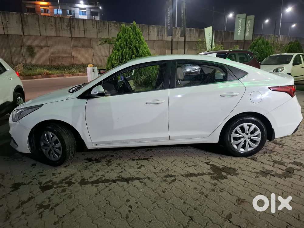 Hyundai Verna 1.4 Cx, 2018, Petrol