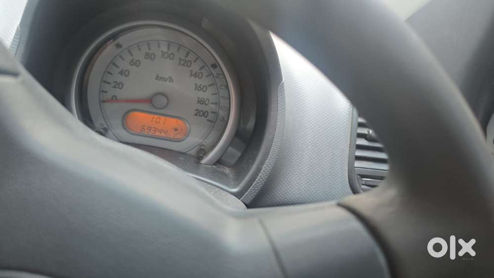 Maruti Suzuki Ritz, 2012, Petrol