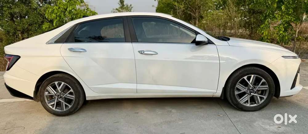 Showroom Condition 2023 Model One Hand Used