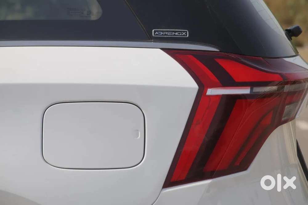 Mahindra Xuv700 2.0 Ax 7 Petrol At Luxury Pack Str, 2024, Petrol