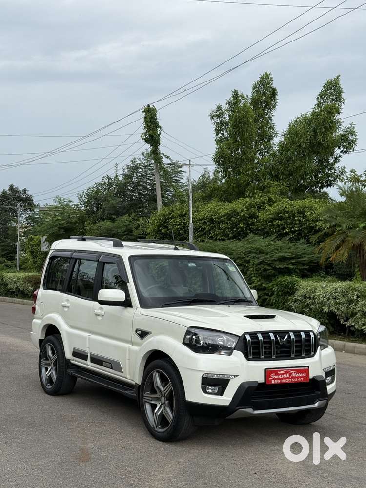 Mahindra Scorpio Classic 2.2 S 11 Mt 7 Str, 2023, Diesel
