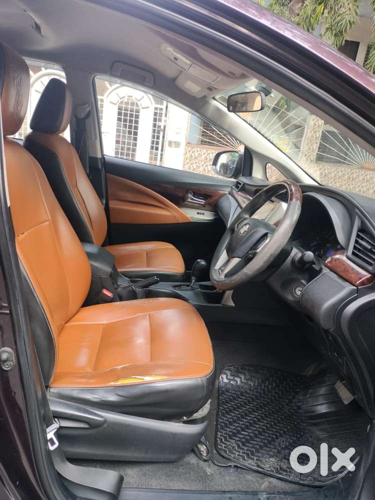 Toyota Innova Crysta 2.8 Gx At 8s, 2016, Diesel
