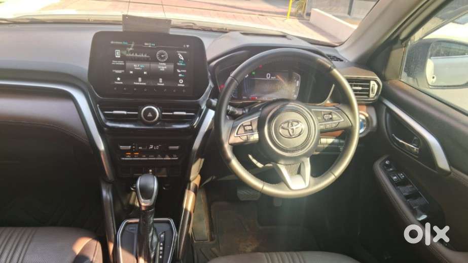 Toyota Urban Cruiser Hyryder 1.5 V Hybrid, 2025, Petrol