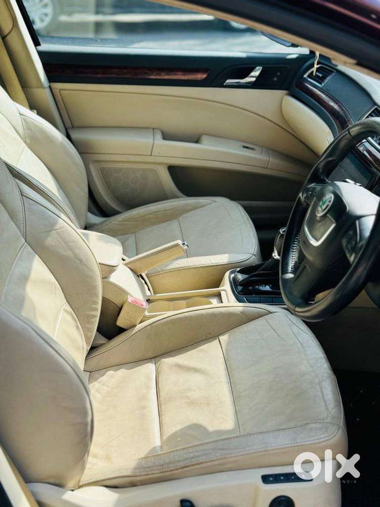 Skoda Superb 2013-2015 Elegance 1.8 Tsi At, 2013, Petrol