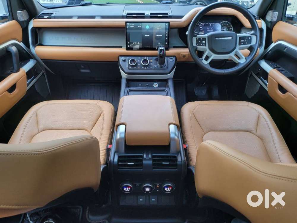 Land Rover Defender 3.0 L 130 Hse, 2023, Diesel