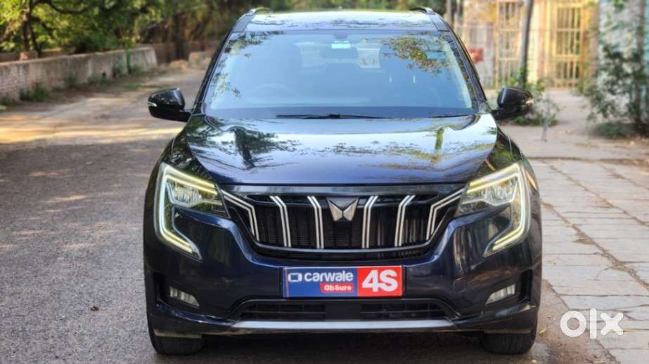 Mahindra Xuv700 2.0 Ax 5 Petrol At Str, 2022, Petrol