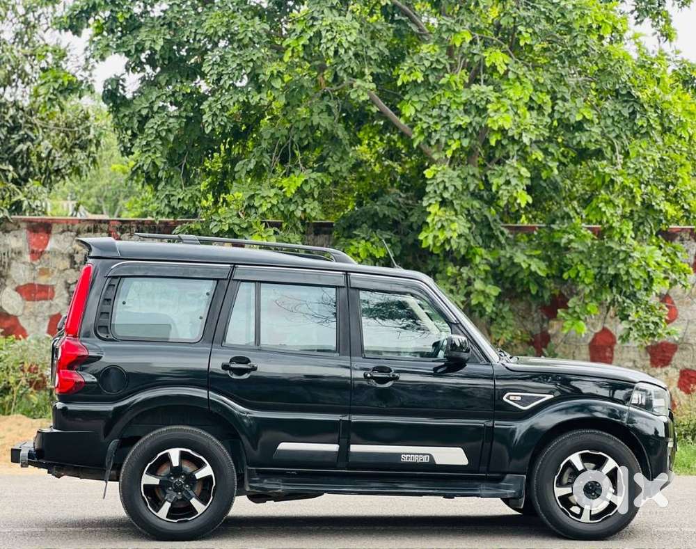 Mahindra Scorpio Classic 2.2 S 11 Mt 7 Str, 2023, Diesel