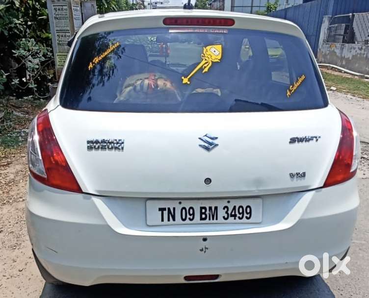 Maruti Suzuki Swift Vxi + Manual, 2012, Petrol