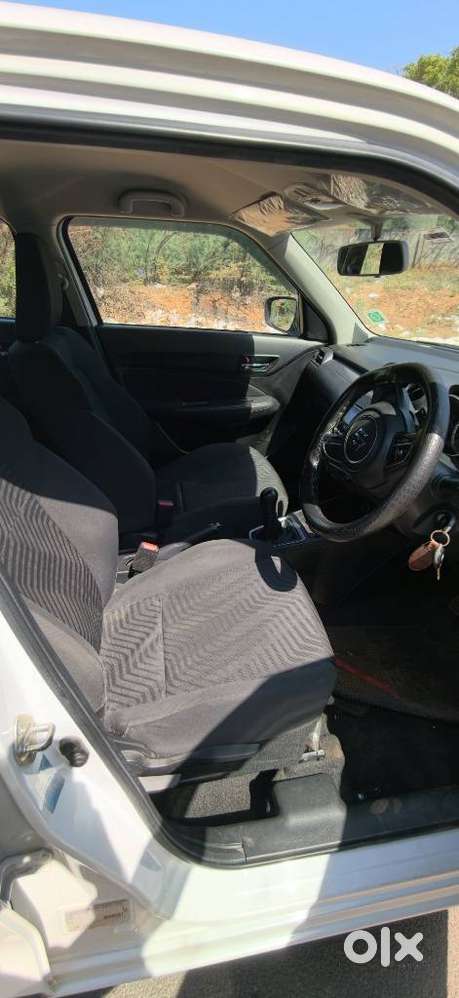 Maruti Suzuki Swift Vxi + Manual, 2019, Petrol