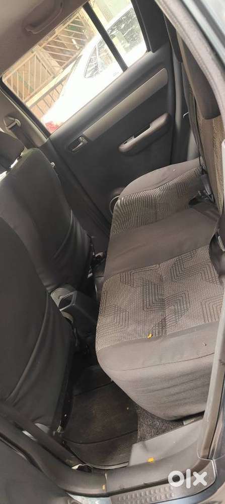 Maruti Suzuki Swift Vxi + Manual, 2007