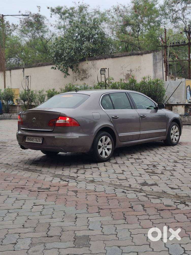 Skoda Superb 1.8 Elegance Tsi At, 2011, Petrol