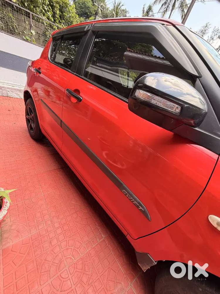 Maruti Suzuki Swift 2016