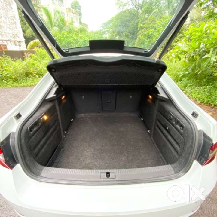 Skoda Superb L&k 1.8 Tsi At, 2020, Petrol