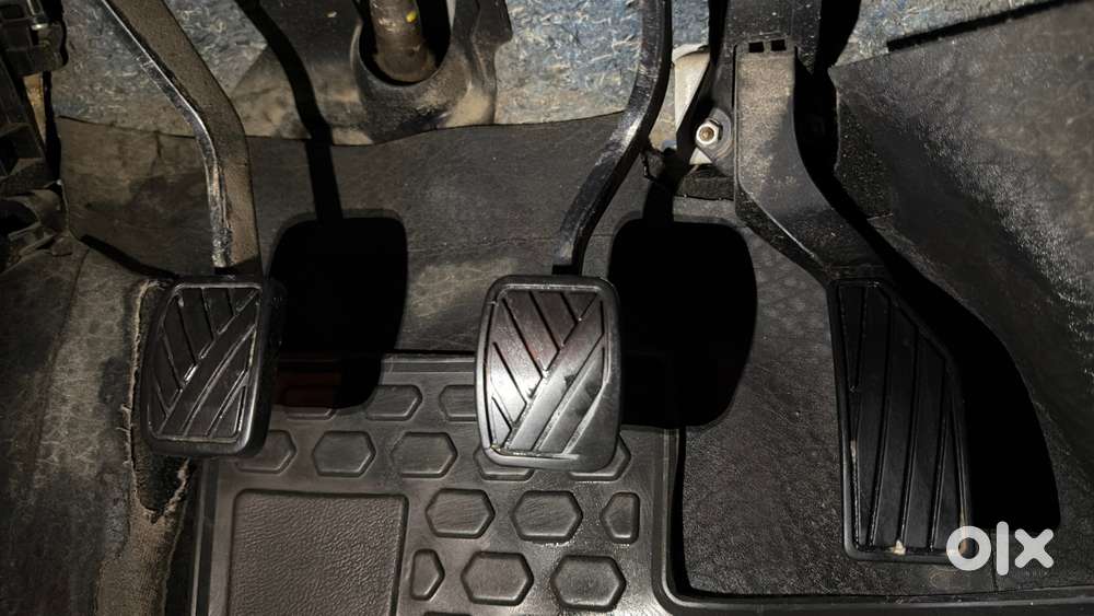 Maruti Suzuki Vitara Brezza 1.5 Vxi At, 2022, Petrol