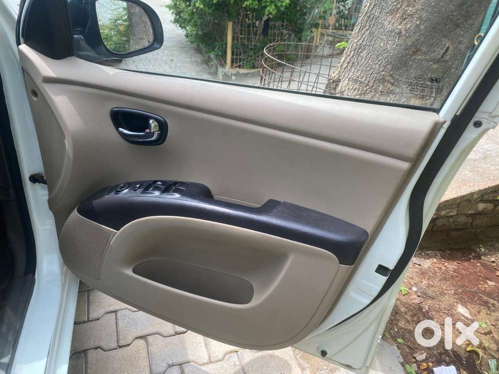 Hyundai I10 Sportz 2013