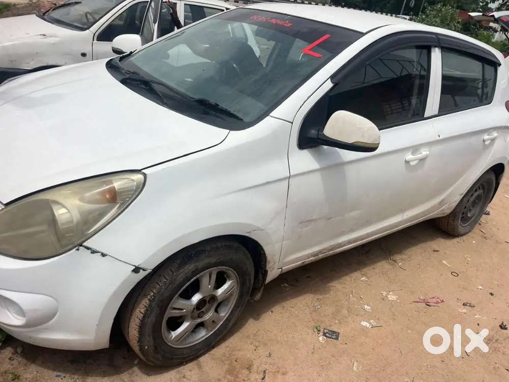 Hyundai I20 Sportz 2011
