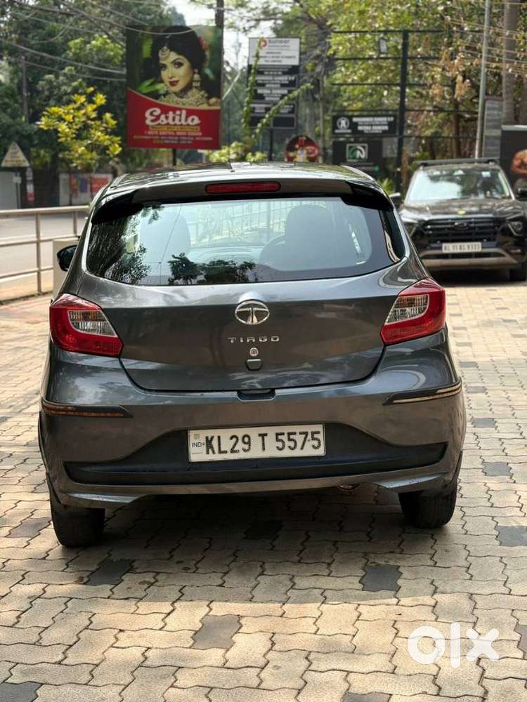 Tata Tiago 1.2 Revotron Xt (o), 2021, Petrol