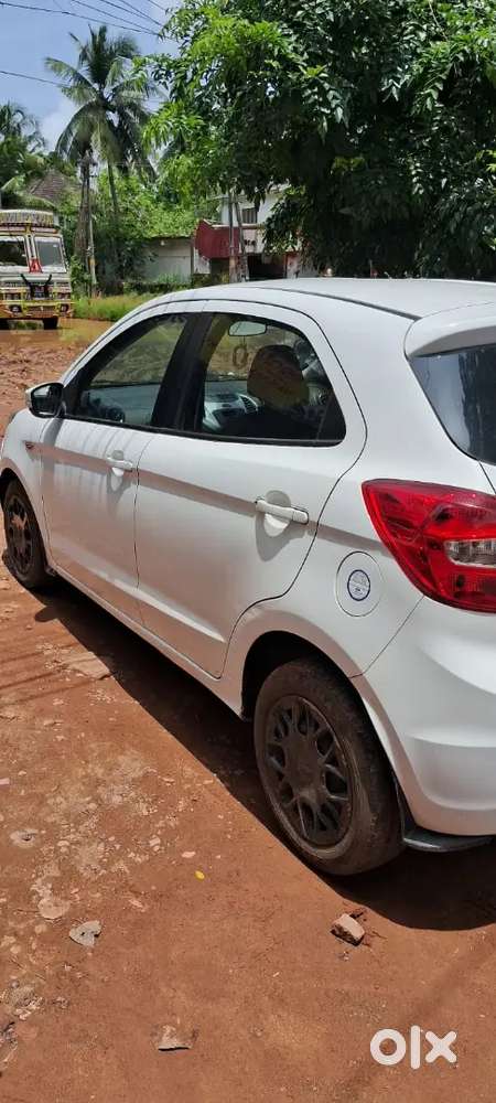 Ford Figo 1.2 Trend 2016