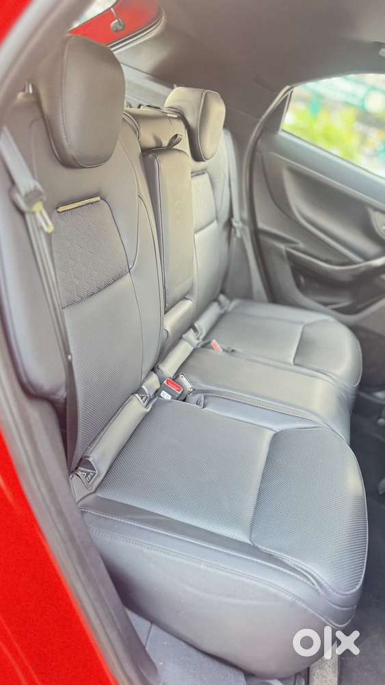 Tata Nexon Fearless Plus 1.2 Revotron Petrol 6 Mt, 2024, Diesel