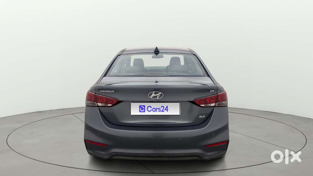 Hyundai Verna 1.6 Sx (o) Vtvt, 2017, Petrol
