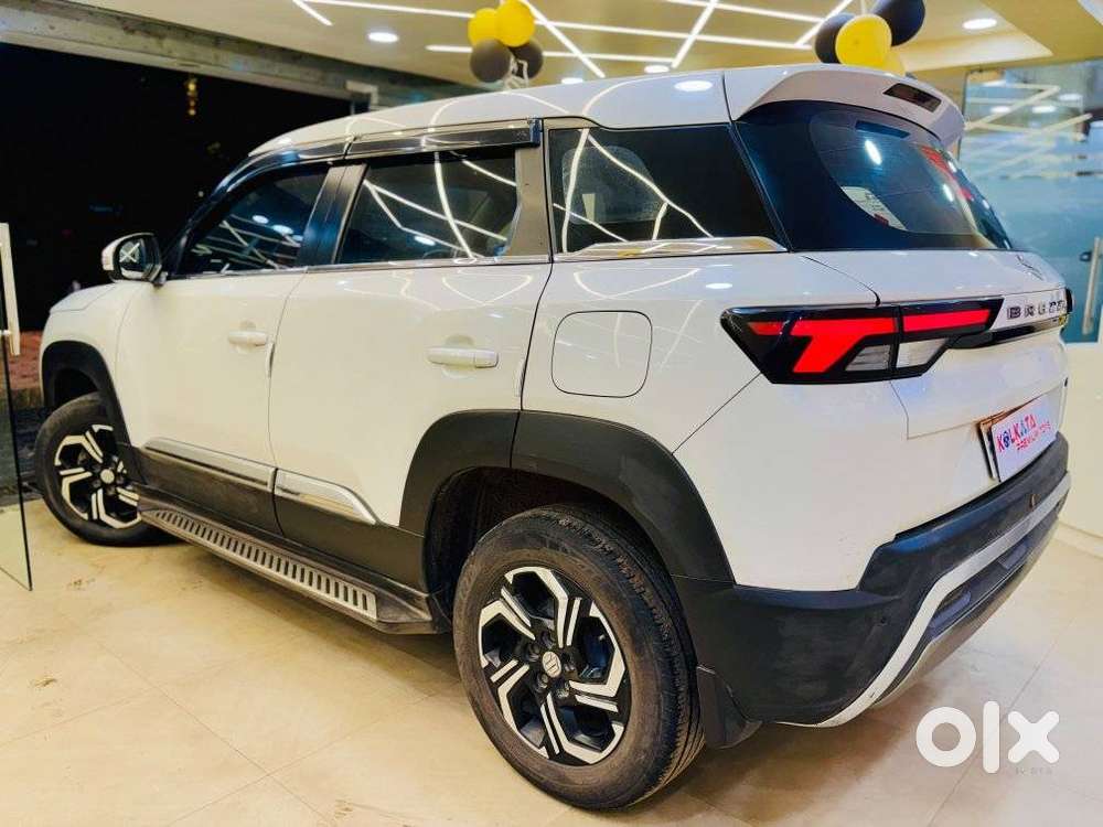 Maruti Suzuki Brezza Vxi At, 2022, Petrol