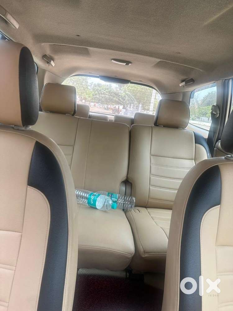 Toyota Innova 2016 Diesel 350000 Km Driven